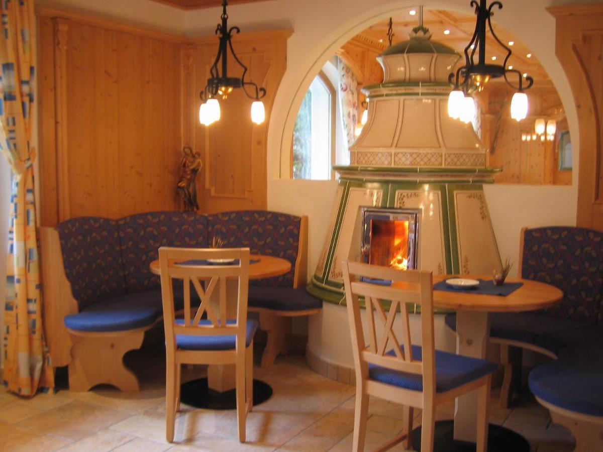 Hotel Jagdhof Sëlva Buitenkant foto