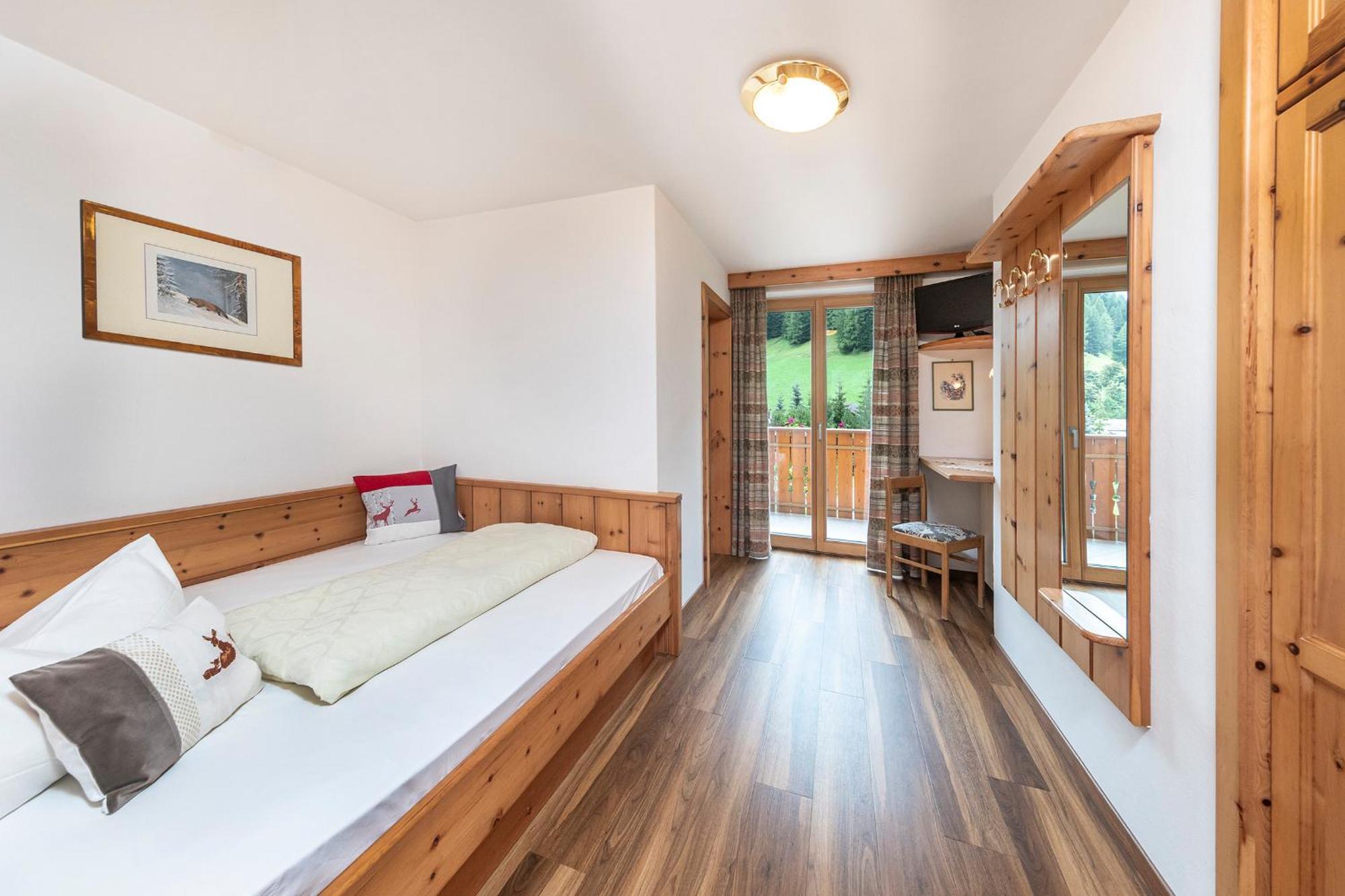 Hotel Jagdhof Sëlva Kamer foto
